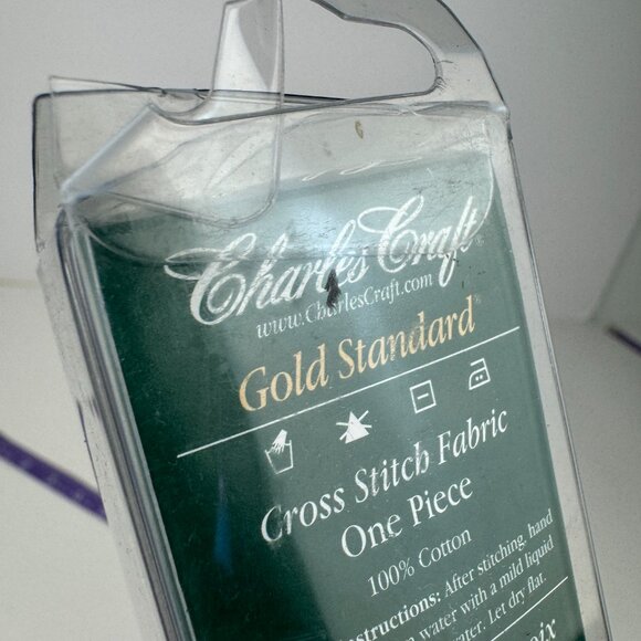 Charles Craft Creative World DMC White Aida 14 Count Cross Stitch Cloth 20x24in - Picture 9 of 16